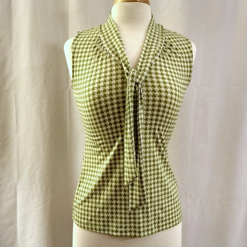 Banana Republic white and green check sleeveless